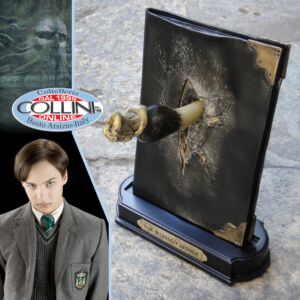 Harry Potter - Basilisk Fang and Tom Riddle Diary Sculpture - NN7271